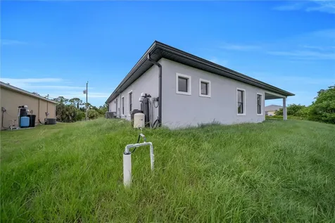 2328 Irondale Road North Port FL 34287