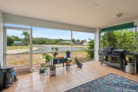 5003 72nd Street E Bradenton FL 34203
