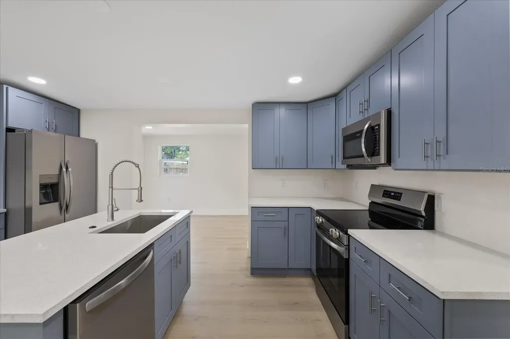 4104 W Montgomery Terrace Tampa FL 33616