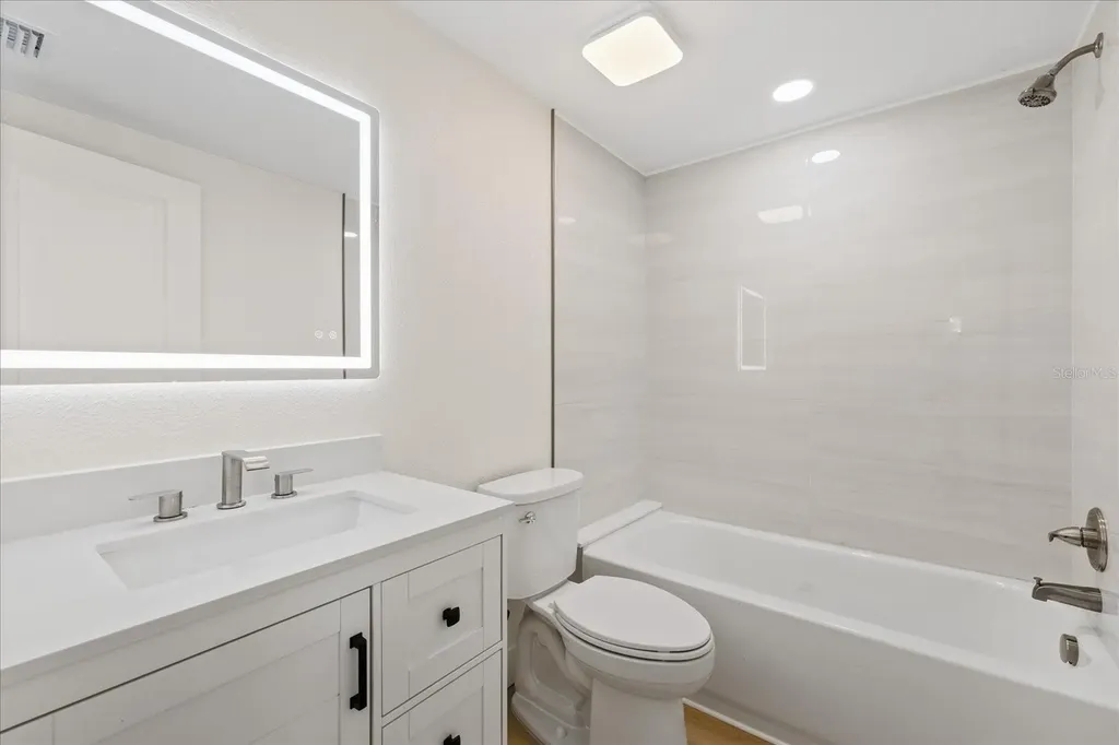 4104 W Montgomery Terrace Tampa FL 33616