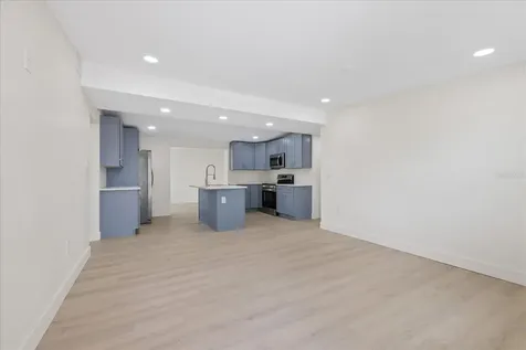 4104 W Montgomery Terrace Tampa FL 33616