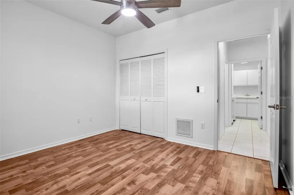 3415 E Chelmsford Court Sarasota FL 34235