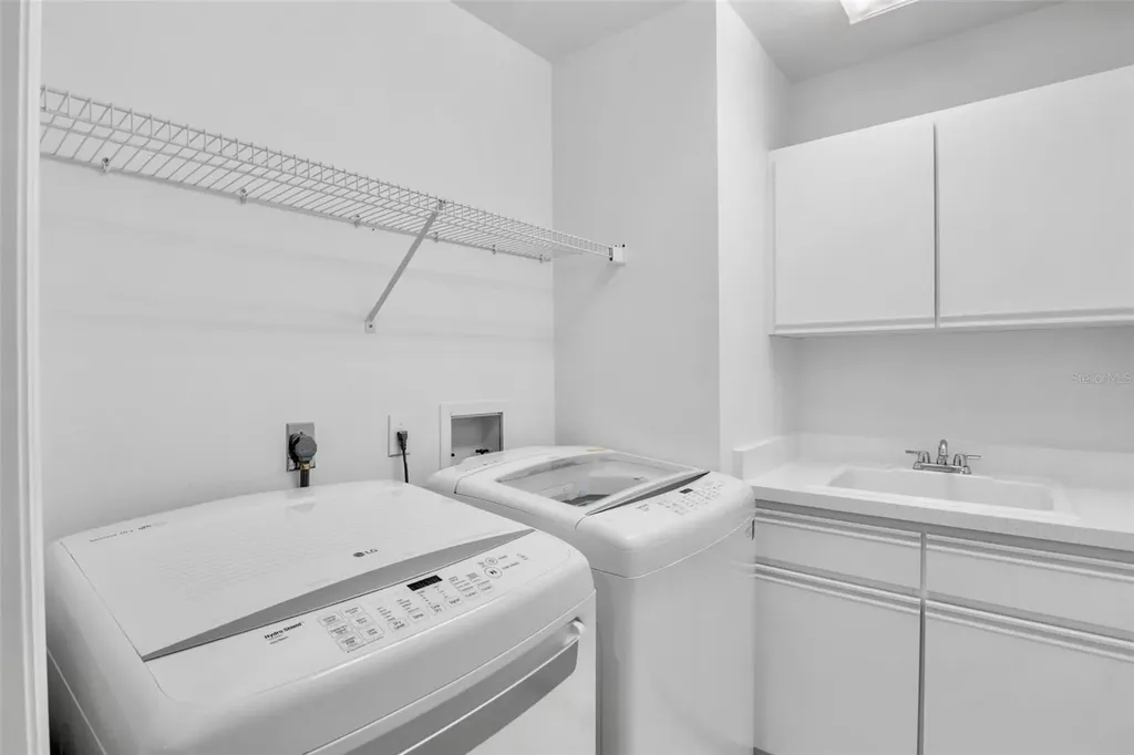 3415 E Chelmsford Court Sarasota FL 34235