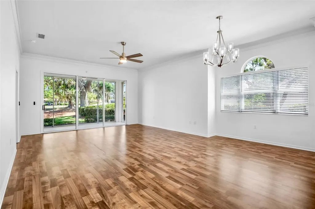 3415 E Chelmsford Court Sarasota FL 34235