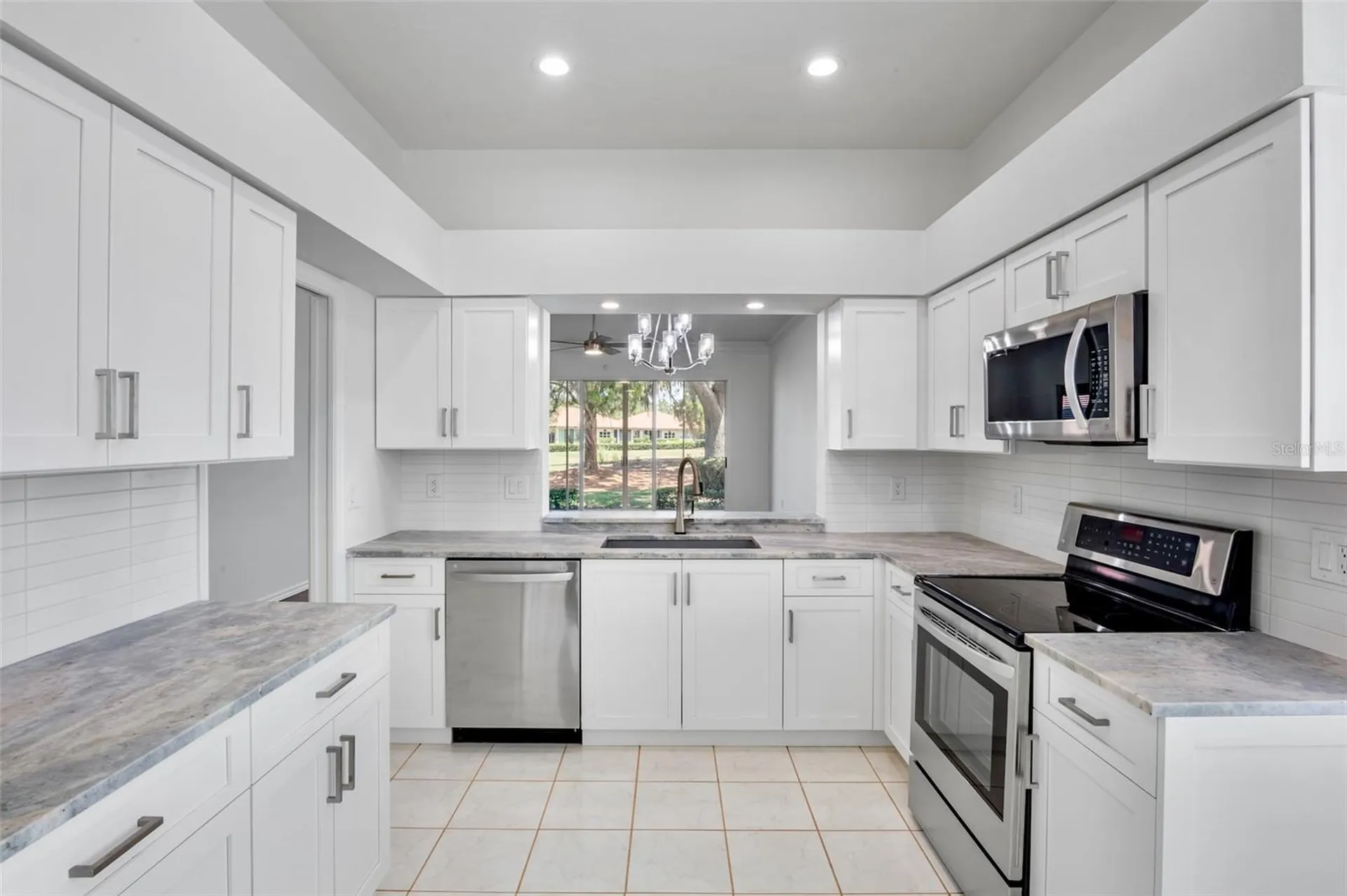 3415 E Chelmsford Court Sarasota FL 34235