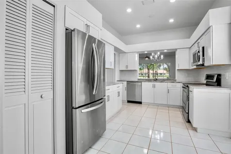 3415 E Chelmsford Court Sarasota FL 34235