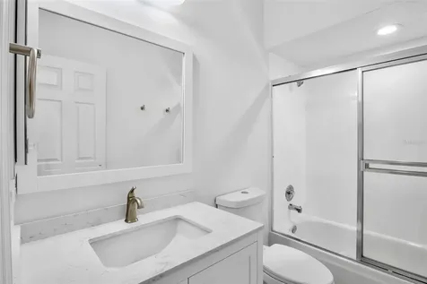 3415 E Chelmsford Court Sarasota FL 34235