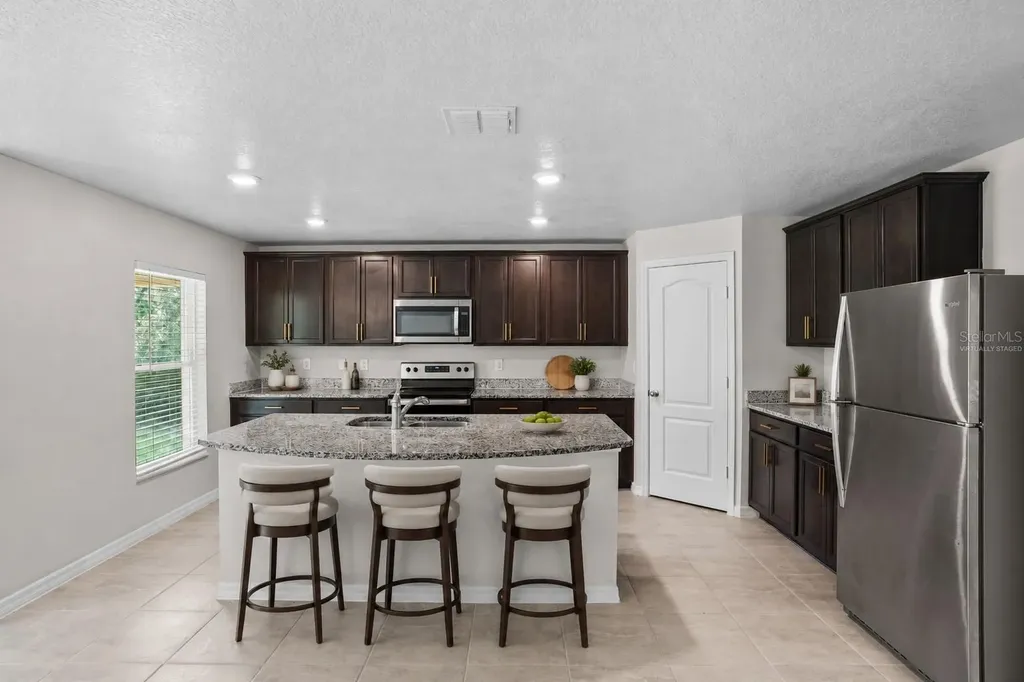 127 Tulip Lane Kissimmee FL 34759