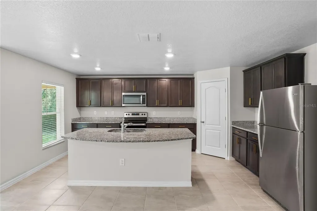 127 Tulip Lane Kissimmee FL 34759
