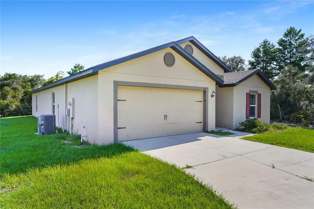 127 Tulip Lane Kissimmee FL 34759