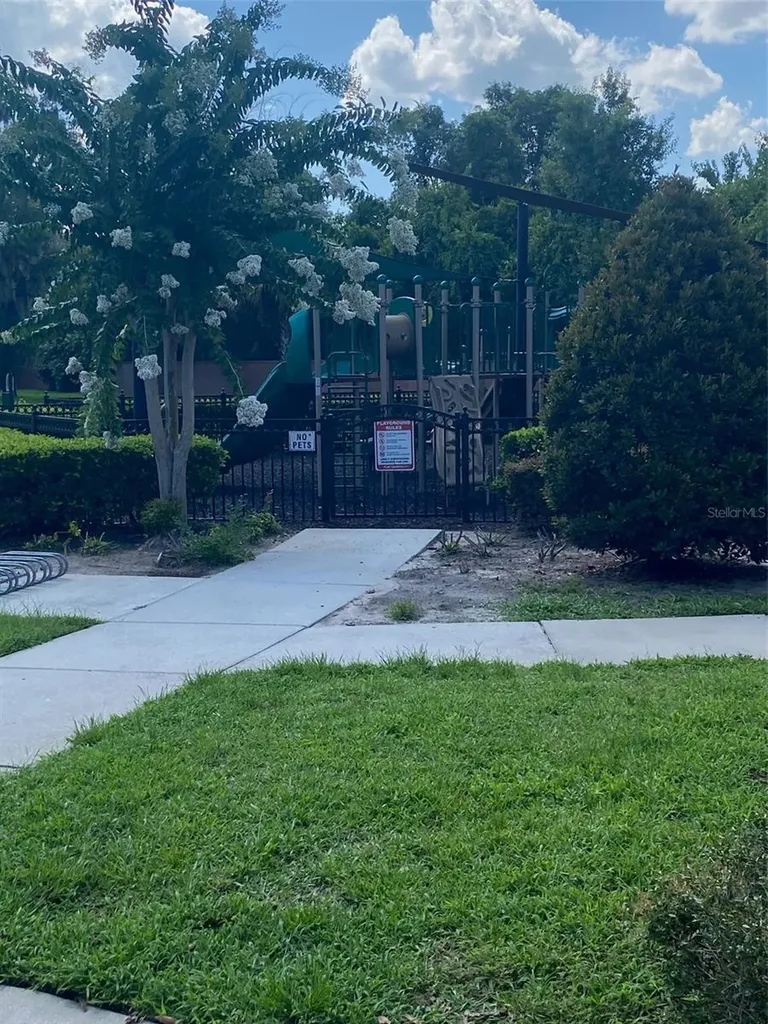 2130 Pine Oak Trail Sanford FL 32773