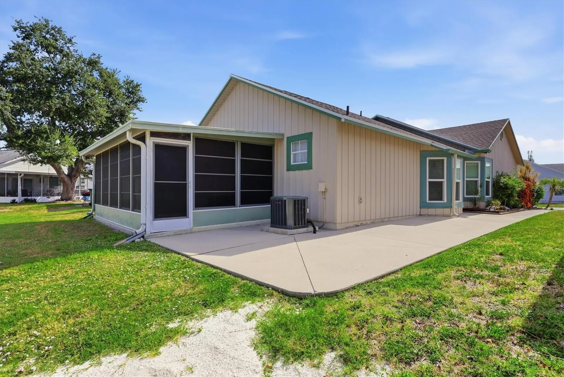 4006 W 37th Street Court W Bradenton FL 34205