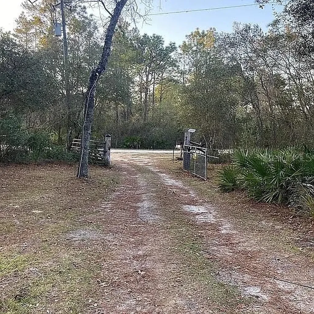 8760 N Meyer Square Dunnellon FL 34433