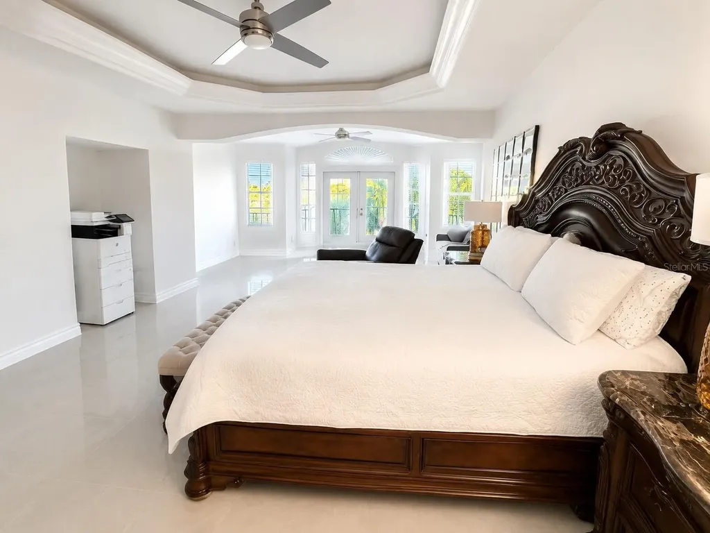 452 Bath Club Boulevard N North Redington Beach FL 33708