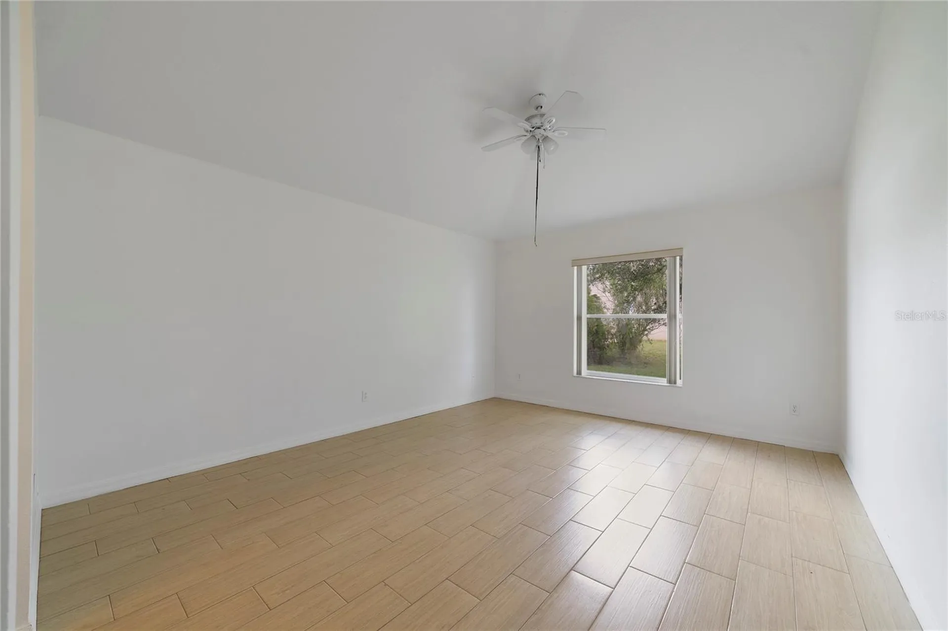 2743 Eagle Canyon Drive S Kissimmee FL 34746