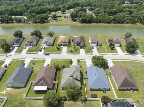 2743 Eagle Canyon Drive S Kissimmee FL 34746