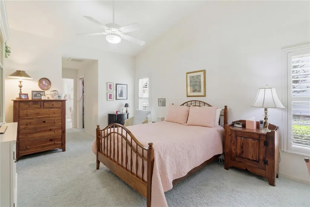 6129 N Whispering Oak Loop Beverly Hills FL 34465