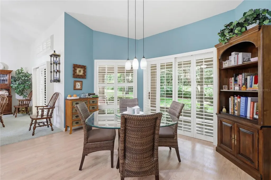 6129 N Whispering Oak Loop Beverly Hills FL 34465