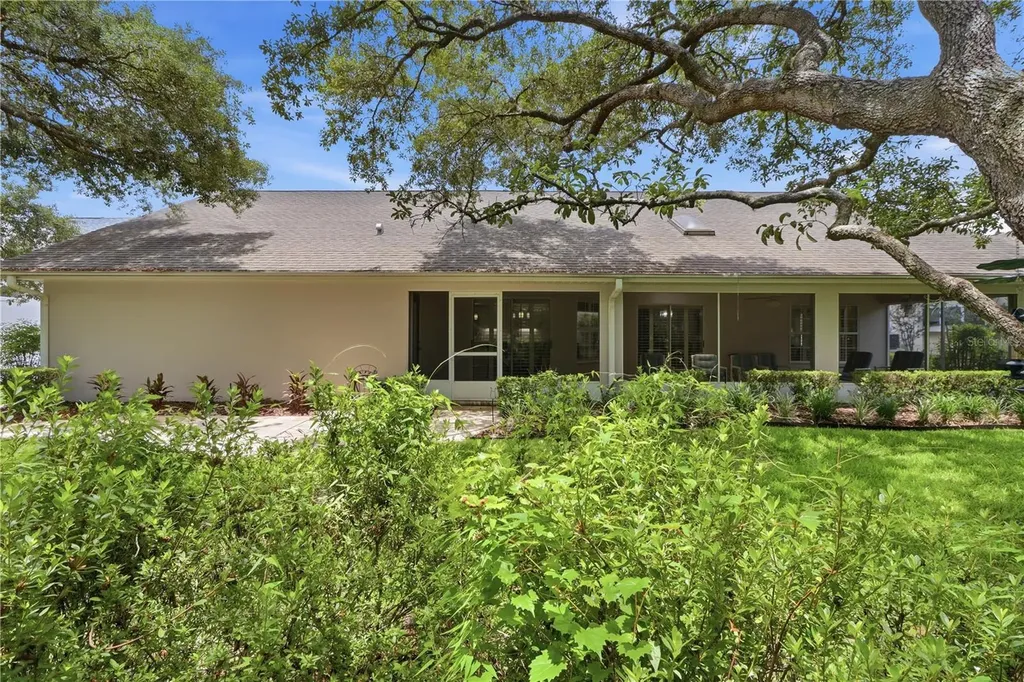 6129 N Whispering Oak Loop Beverly Hills FL 34465