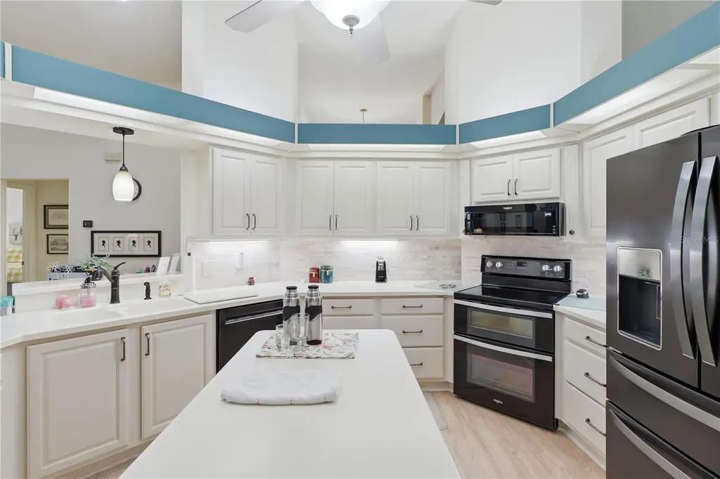 6129 N Whispering Oak Loop Beverly Hills FL 34465