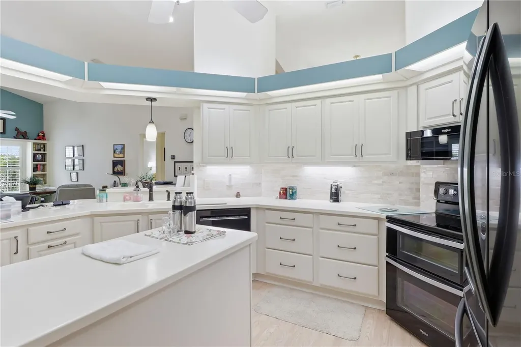 6129 N Whispering Oak Loop Beverly Hills FL 34465