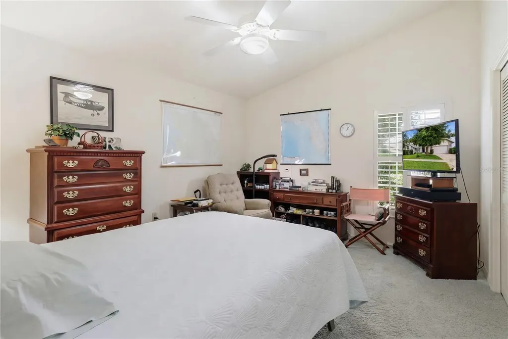 6129 N Whispering Oak Loop Beverly Hills FL 34465