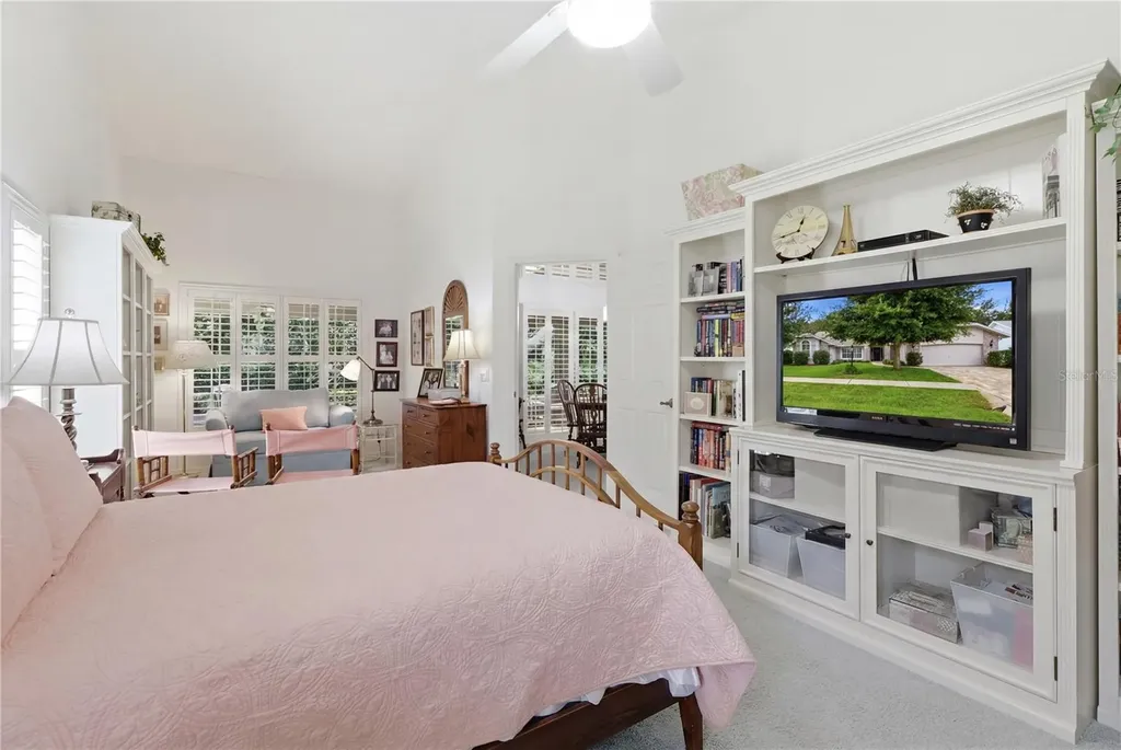 6129 N Whispering Oak Loop Beverly Hills FL 34465
