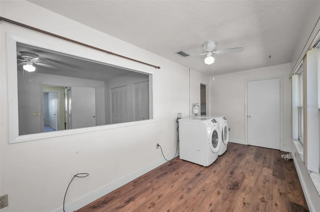 5725 80th Street N St Petersburg FL 33709