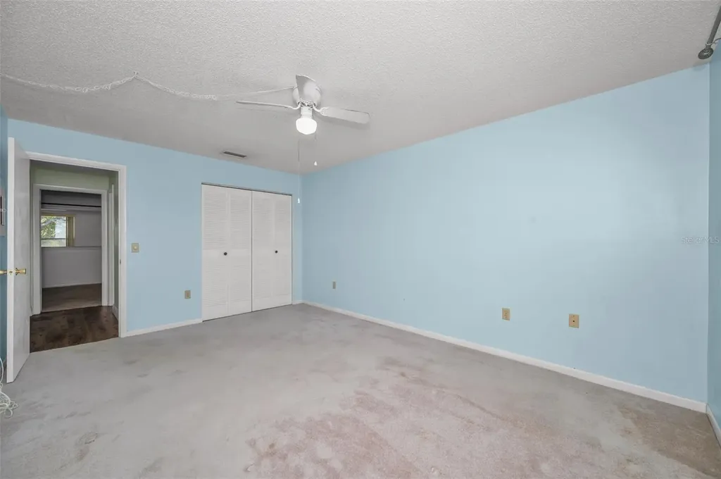 5725 80th Street N St Petersburg FL 33709