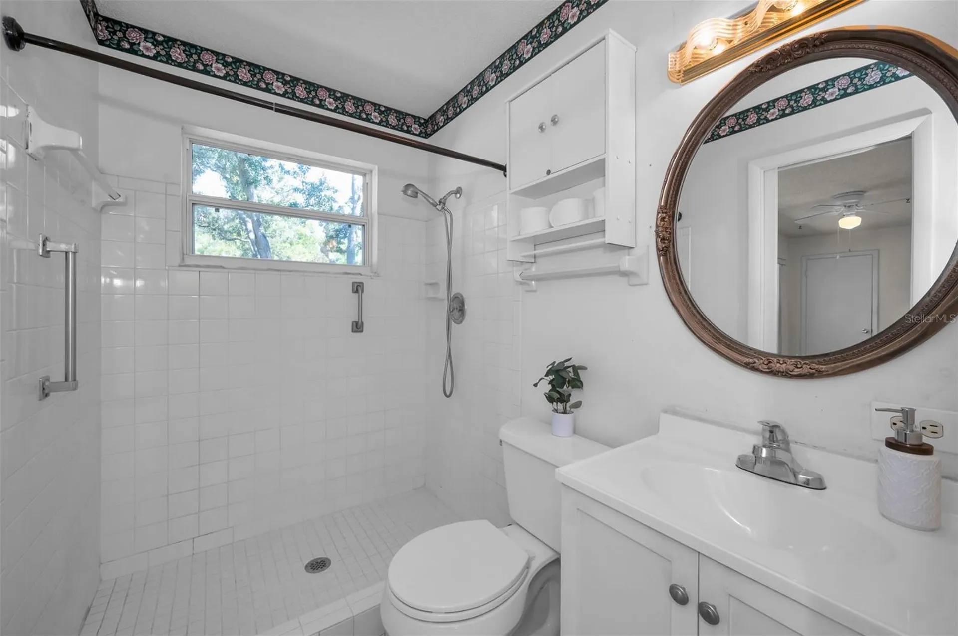 5725 80th Street N St Petersburg FL 33709