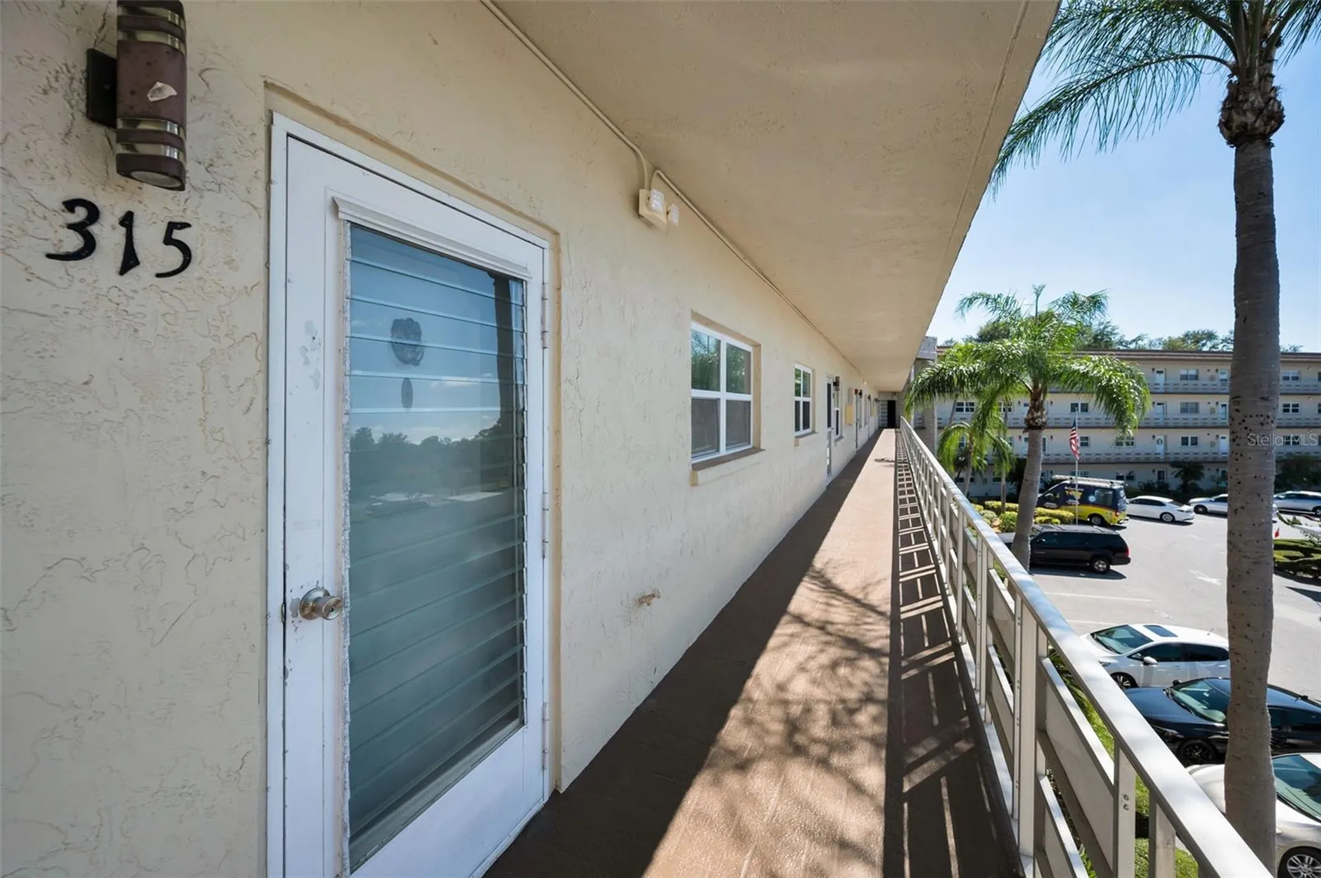 5725 80th Street N St Petersburg FL 33709