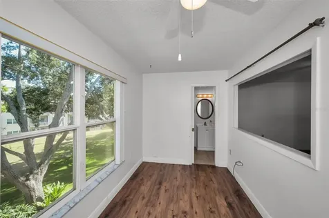5725 80th Street N St Petersburg FL 33709
