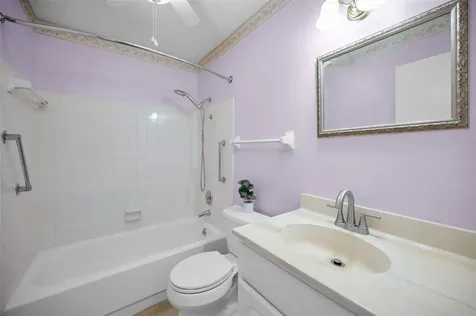 5725 80th Street N St Petersburg FL 33709