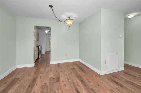 5725 80th Street N St Petersburg FL 33709