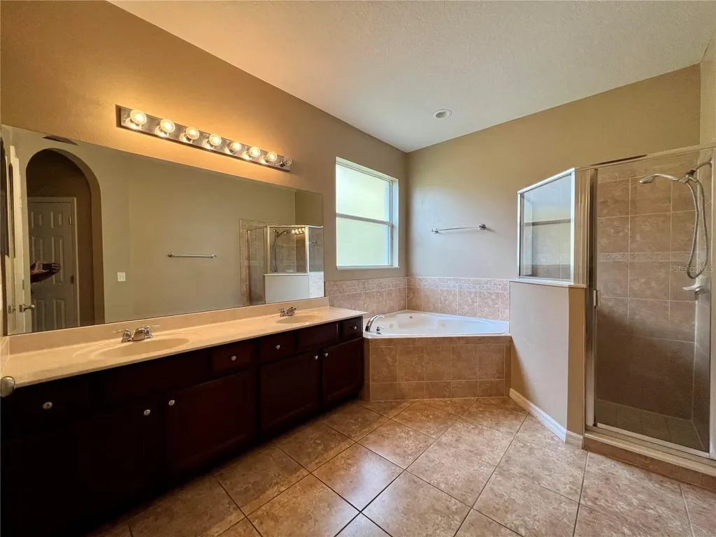 365 James Circle Lake Alfred FL 33850
