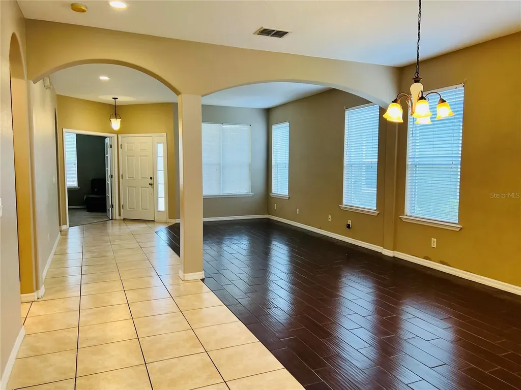 365 James Circle Lake Alfred FL 33850