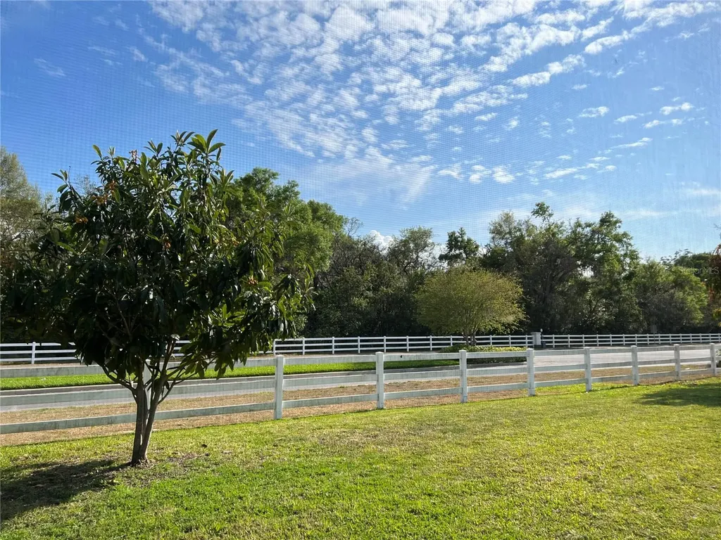 365 James Circle Lake Alfred FL 33850