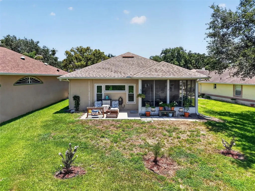 21725 King Richards Way Leesburg FL 34748
