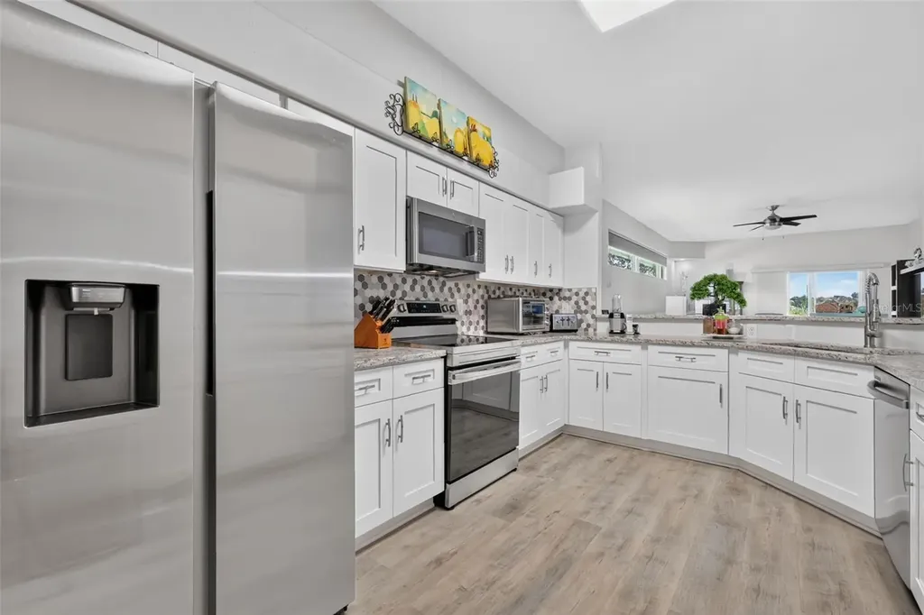 21725 King Richards Way Leesburg FL 34748