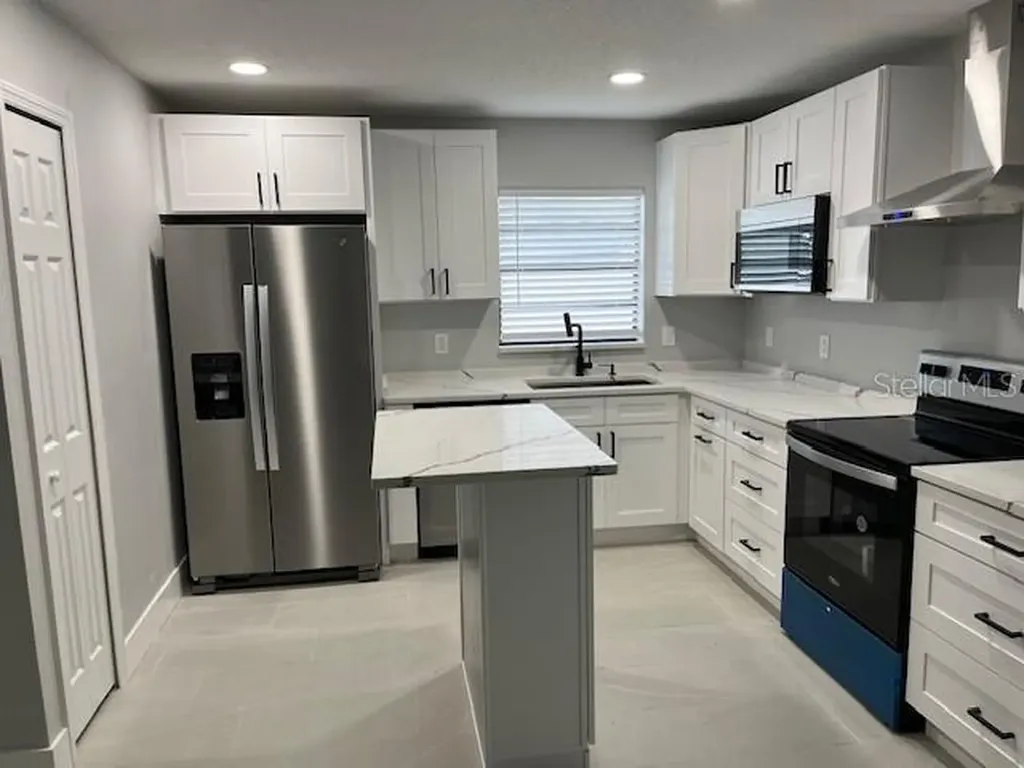 1256 S Bumby Avenue Orlando FL 32806