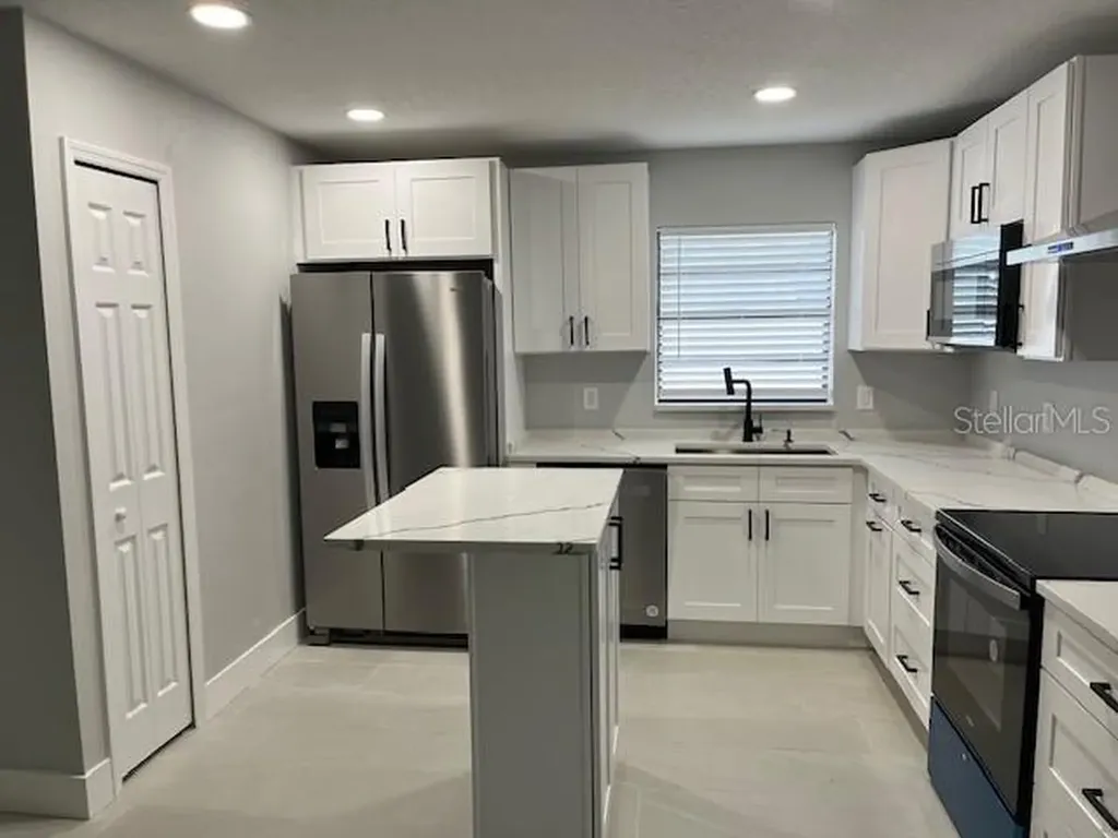 1256 S Bumby Avenue Orlando FL 32806