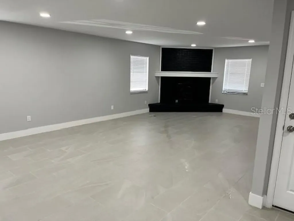 1256 S Bumby Avenue Orlando FL 32806