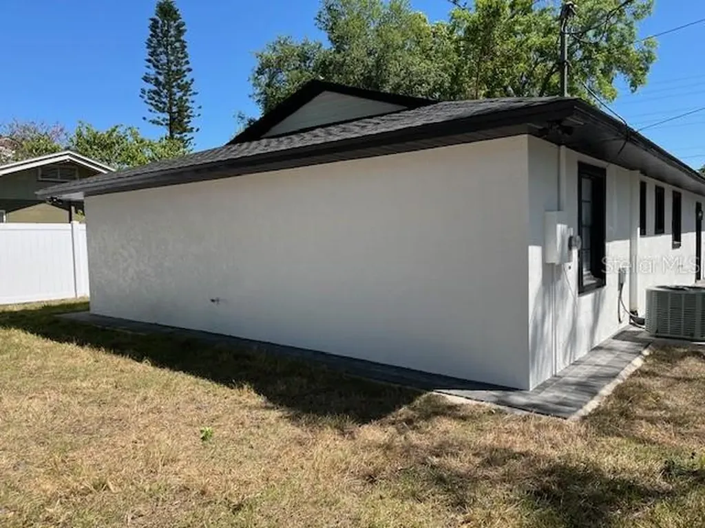 1256 S Bumby Avenue Orlando FL 32806