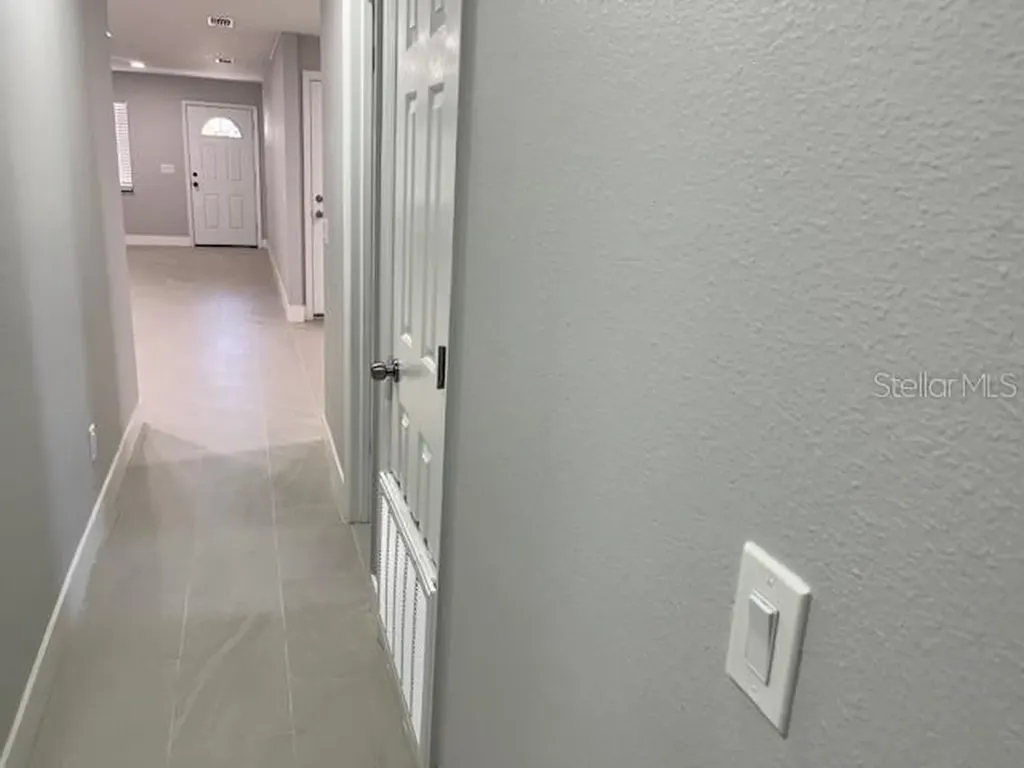 1256 S Bumby Avenue Orlando FL 32806