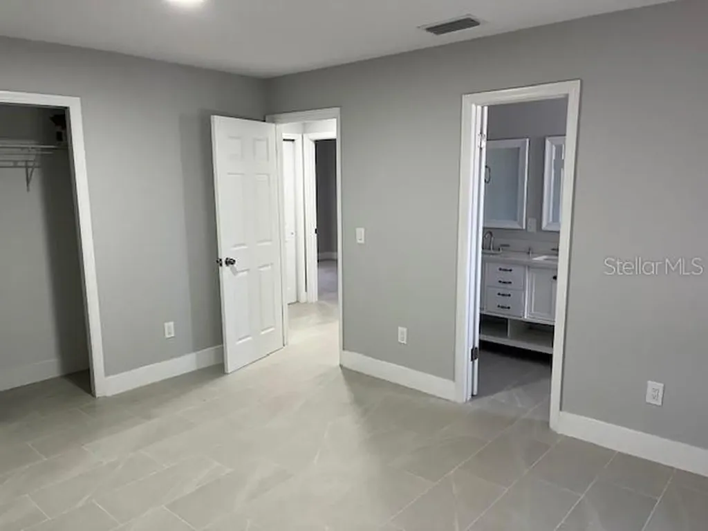 1256 S Bumby Avenue Orlando FL 32806
