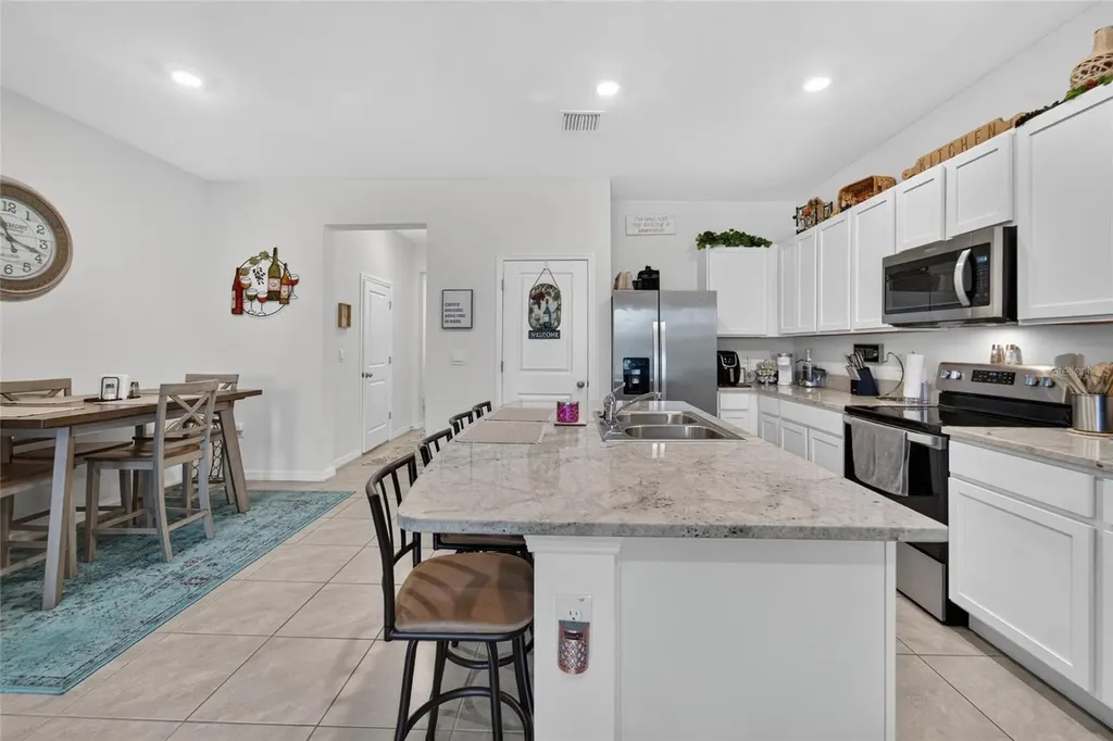 33046 Major Oak Drive Wesley Chapel FL 33545