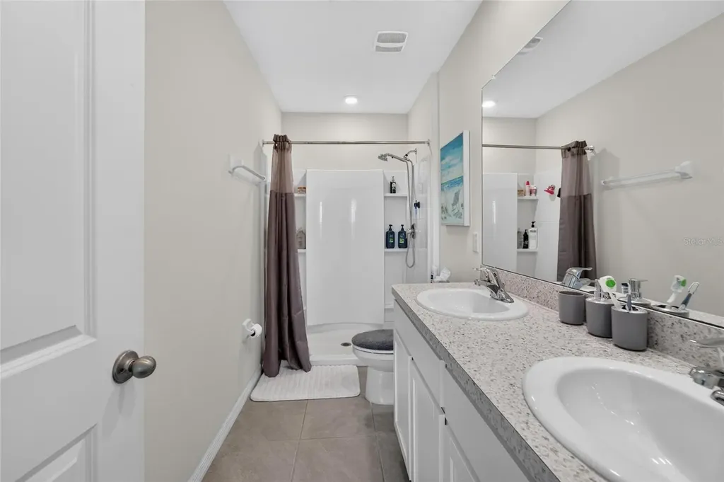 33046 Major Oak Drive Wesley Chapel FL 33545