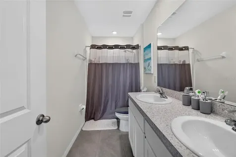 33046 Major Oak Drive Wesley Chapel FL 33545