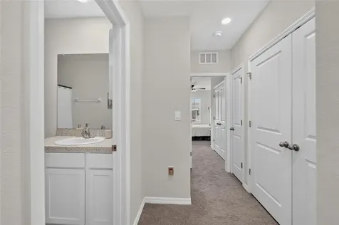 33046 Major Oak Drive Wesley Chapel FL 33545