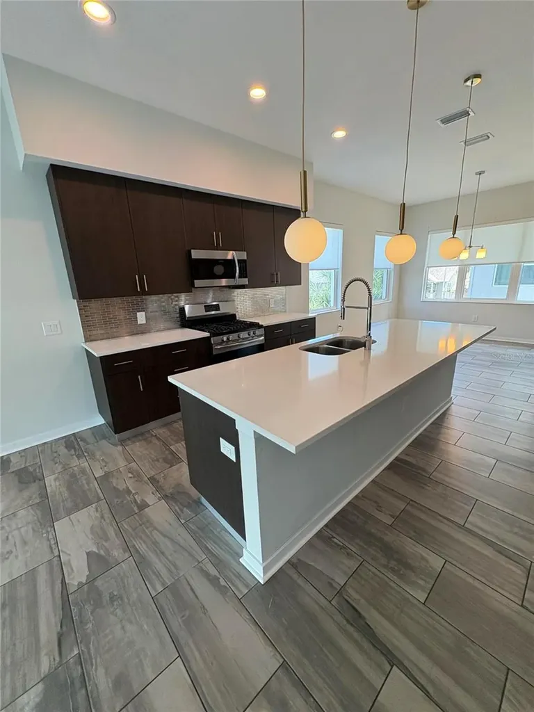 343 8th Street N St Petersburg FL 33701